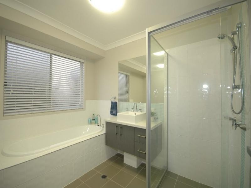 39 Sundew Crescent, Upper Coomera QLD 4209
