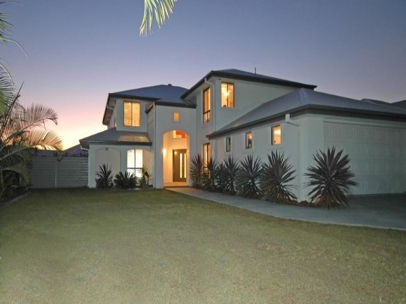 17 Pathfinder Road, Coomera QLD 4209