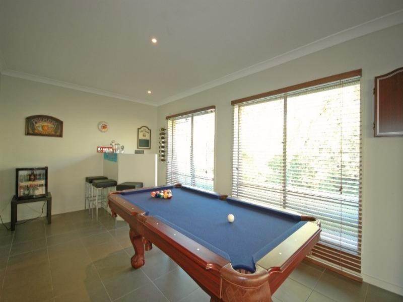 18 Craigs Way, Maudsland QLD 4210
