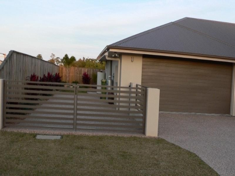 11 Coach Way, Upper Coomera QLD 4209
