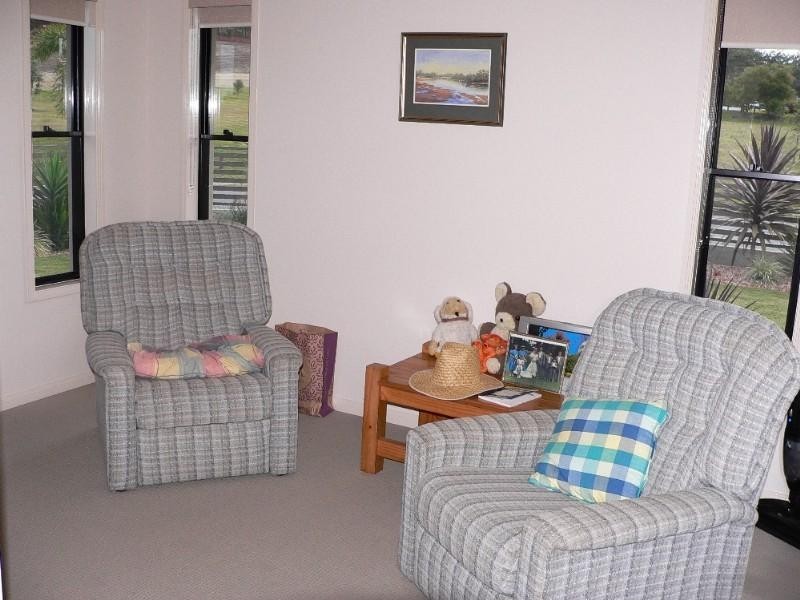 11 Coach Way, Upper Coomera QLD 4209