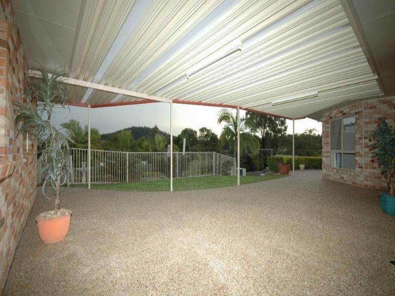 8 Oregon Way, Oxenford QLD 4210