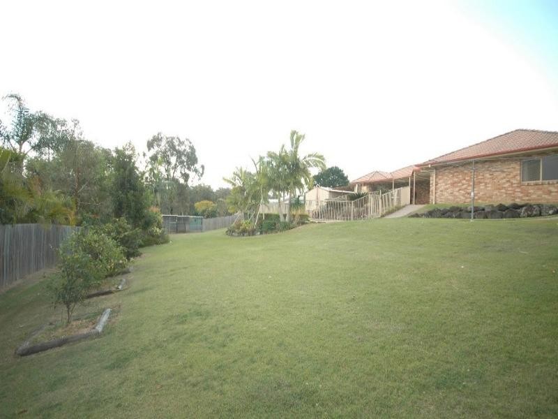 8 Oregon Way, Oxenford QLD 4210