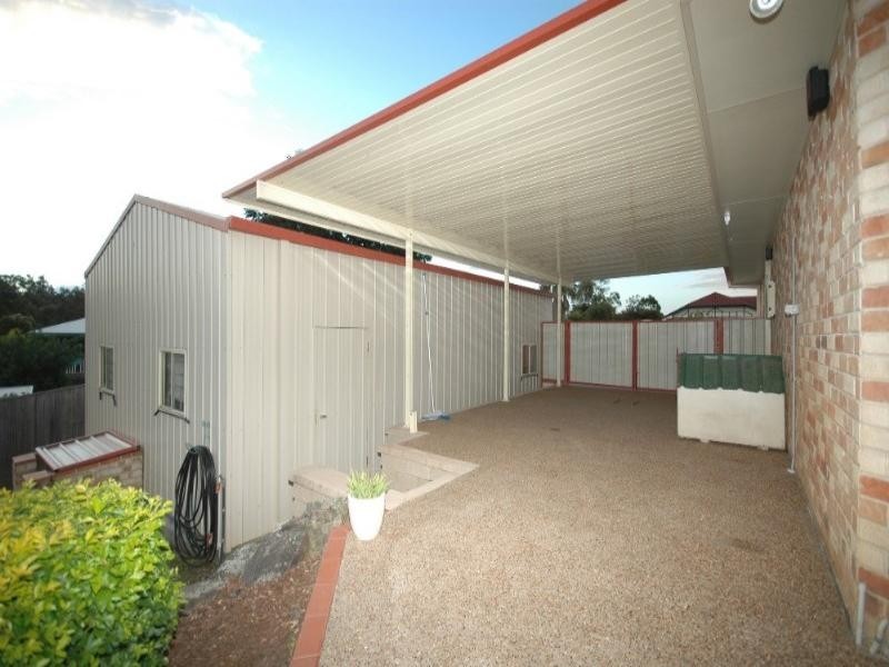 8 Oregon Way, Oxenford QLD 4210