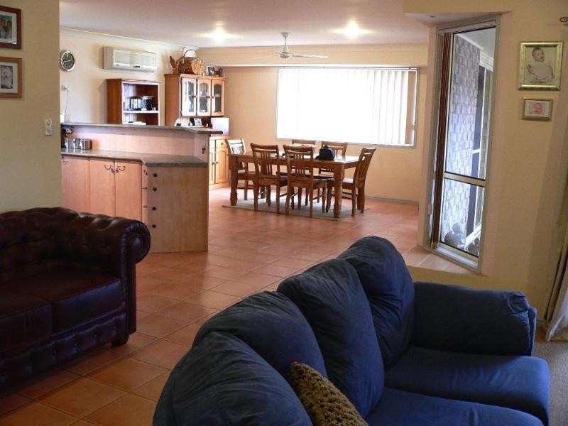 15 Maui Court, Oxenford QLD 4210