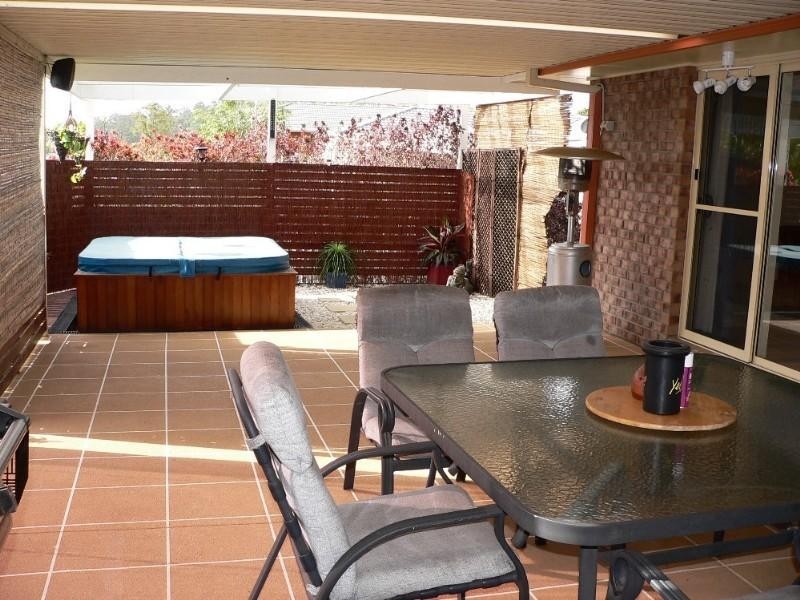 15 Maui Court, Oxenford QLD 4210