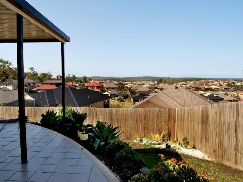 4 Wendy Court, Upper Coomera QLD 4209