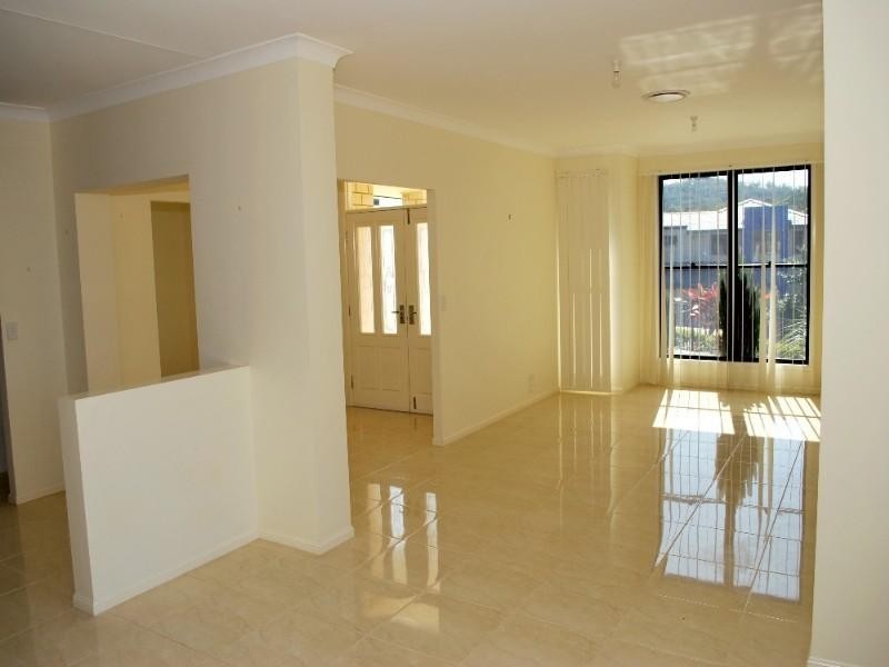 4 Wendy Court, Upper Coomera QLD 4209