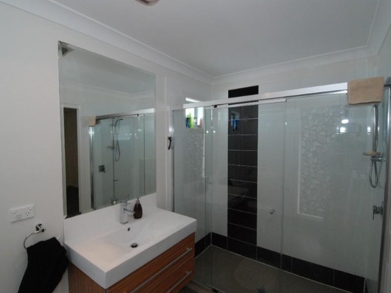 31 Barrington Street, Upper Coomera QLD 4209