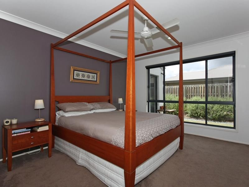 30 Silver Dawn Crescent, Oxenford QLD 4210