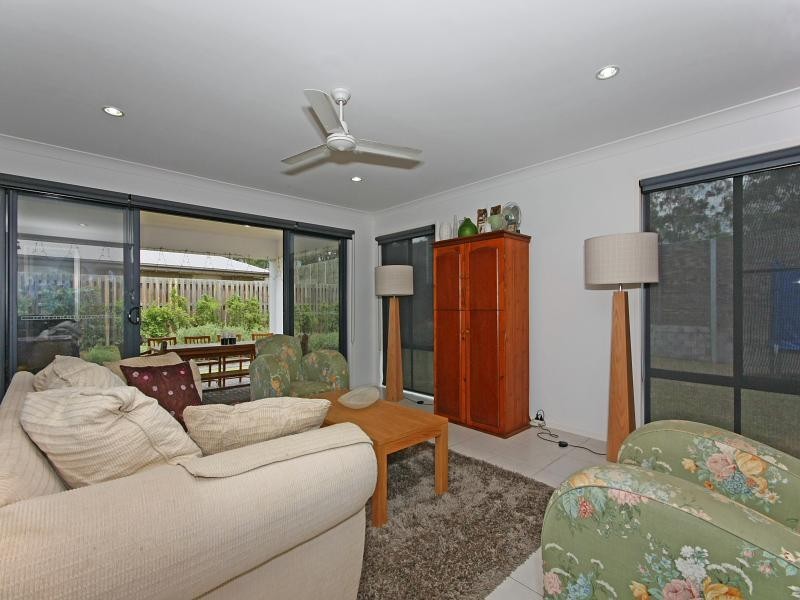 30 Silver Dawn Crescent, Oxenford QLD 4210