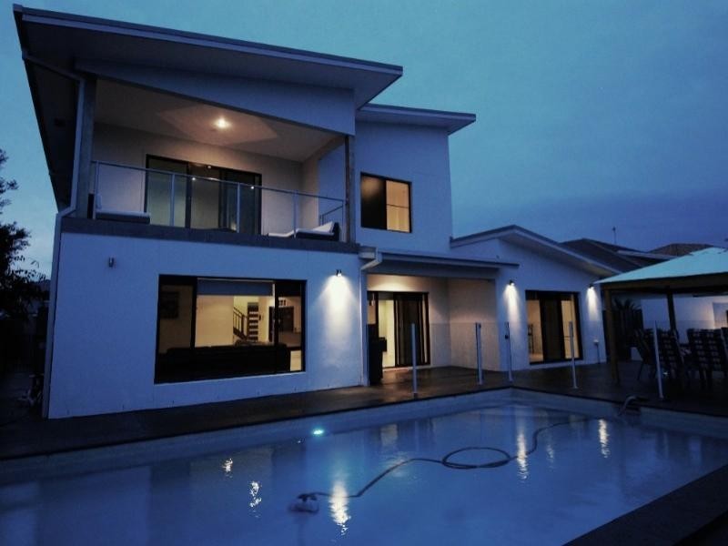 9 Princeton Street, Oxenford QLD 4210