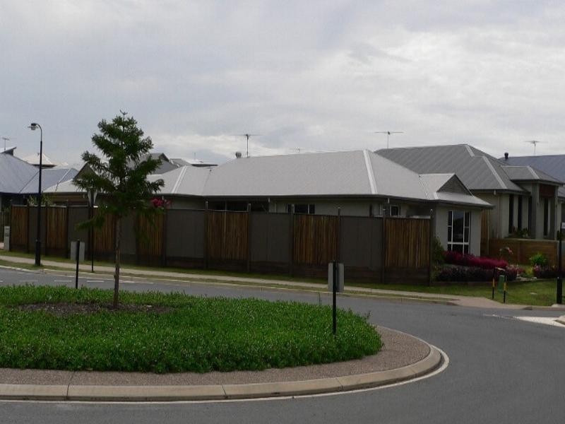 2 Carrieton Street, Ormeau QLD 4208