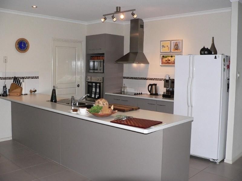 2 Carrieton Street, Ormeau QLD 4208