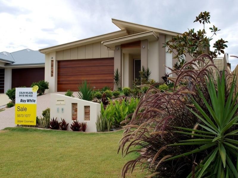 19 Coach Way, Upper Coomera QLD 4209