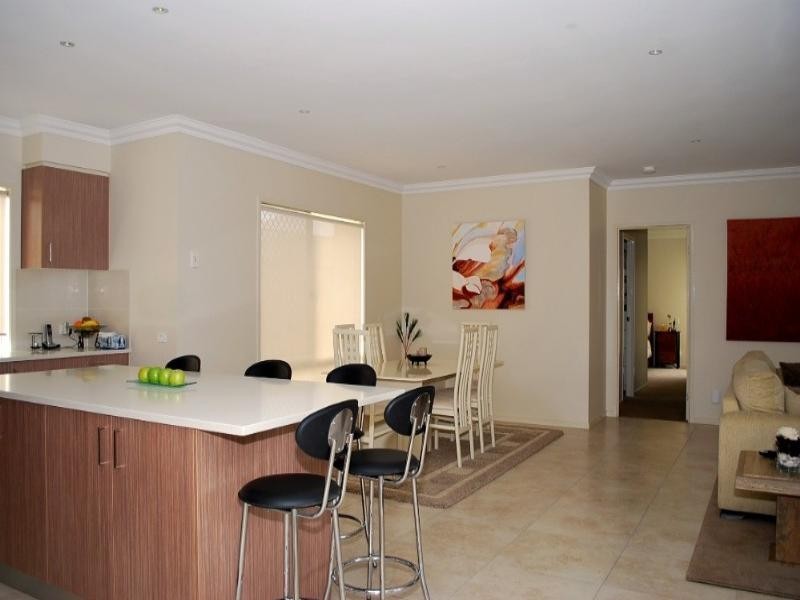 19 Coach Way, Upper Coomera QLD 4209