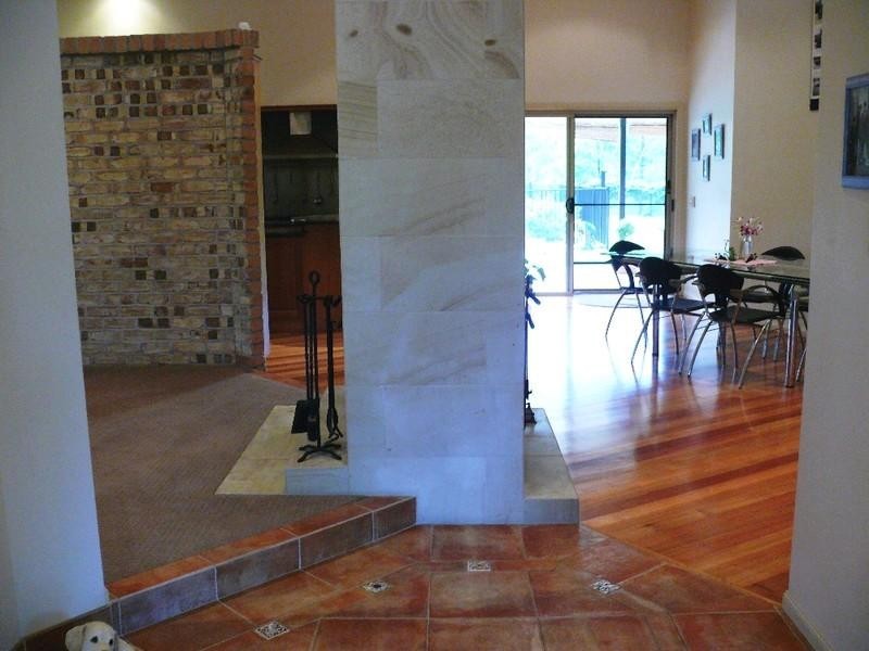 83 Chesterton Road, Guanaba QLD 4210