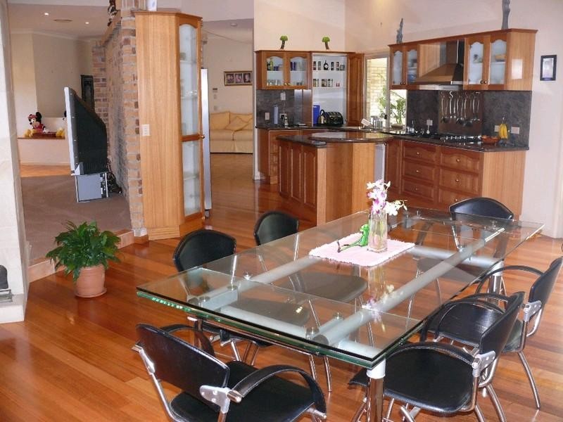 83 Chesterton Road, Guanaba QLD 4210