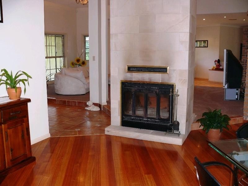 83 Chesterton Road, Guanaba QLD 4210