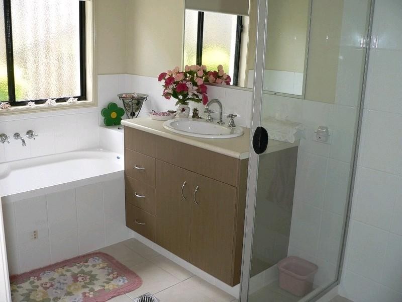 1 Redbay Street, Upper Coomera QLD 4209