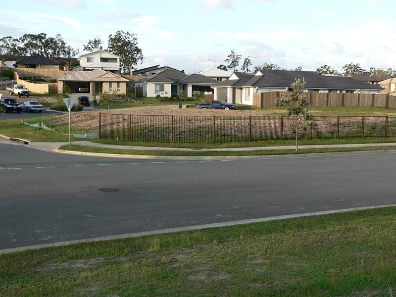 1 Lilly Avenue, Coomera QLD 4209