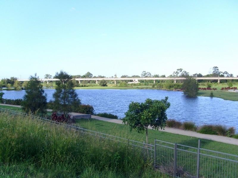 41 River Links East Boulevard, Helensvale QLD 4212
