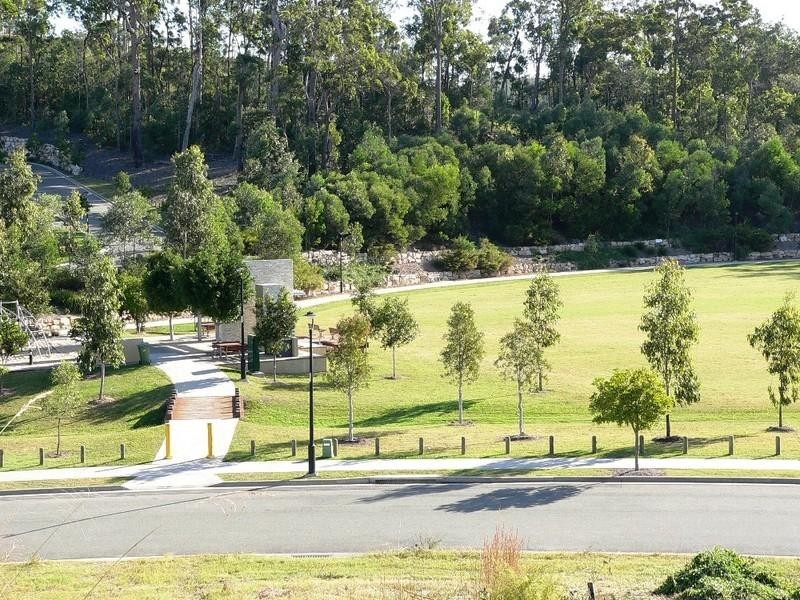 15 Greendragon Crescent, Upper Coomera QLD 4209