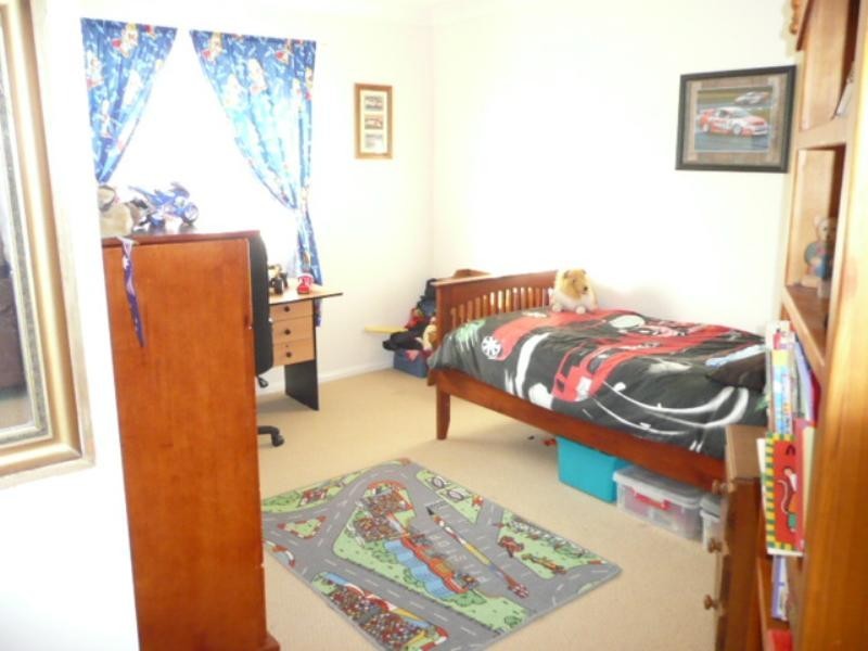 34 Brittany Drive, Oxenford QLD 4210