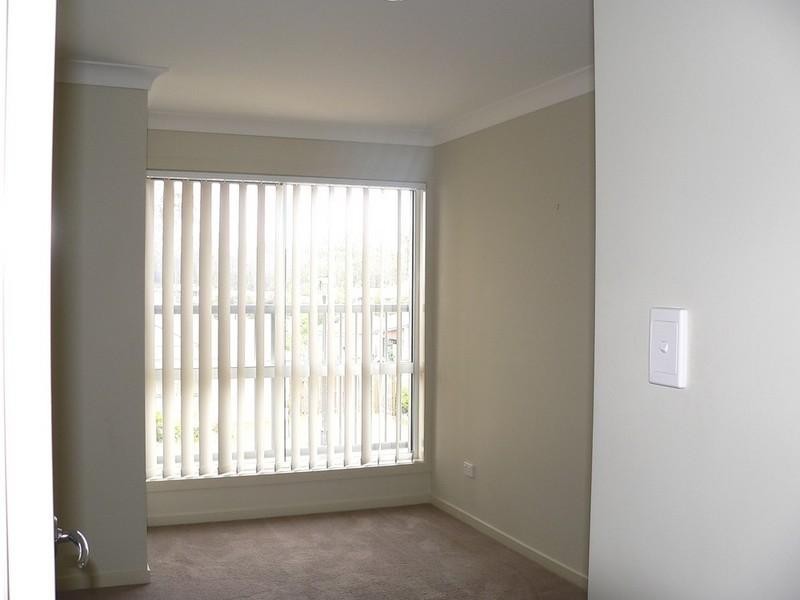 2/6 Spirula Street, Coomera QLD 4209