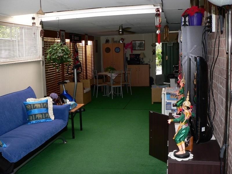 1/5 Paramount Place, Oxenford QLD 4210