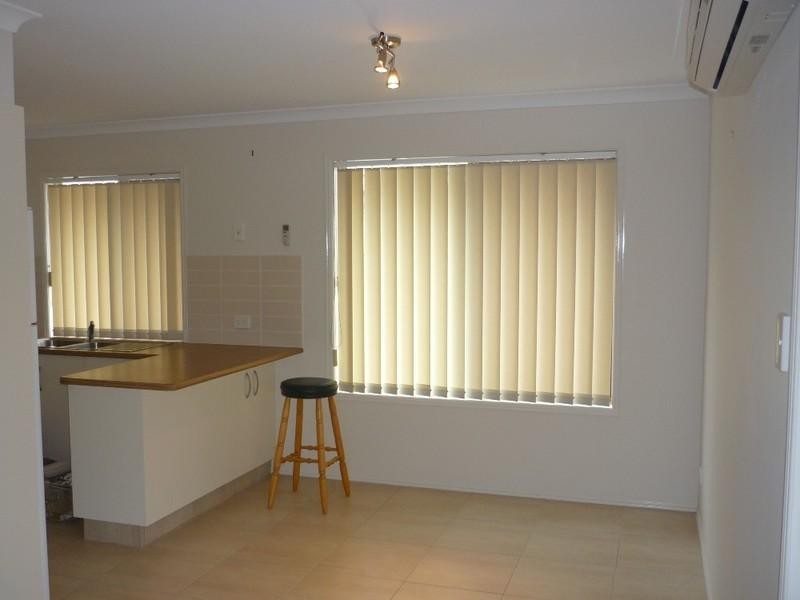 2/7 Moss Terrace, Pimpama QLD 4209