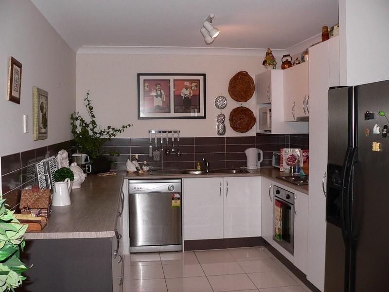 9 Goldcrest Drive, Upper Coomera QLD 4209