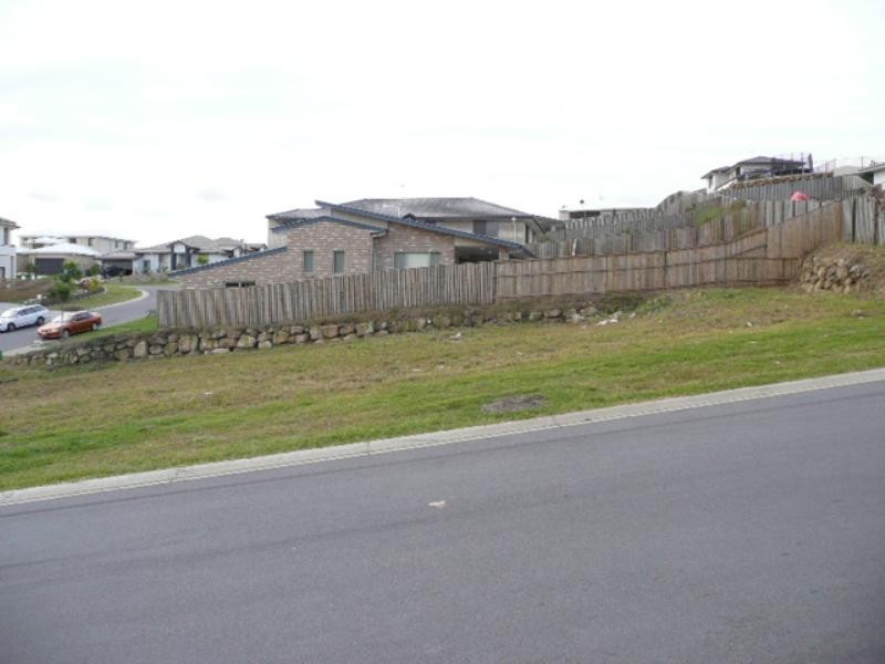 Pacific Pines QLD 4211