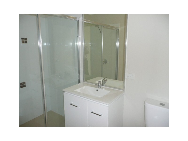 1/55 Wunburra Circuit, Pacific Pines QLD 4211