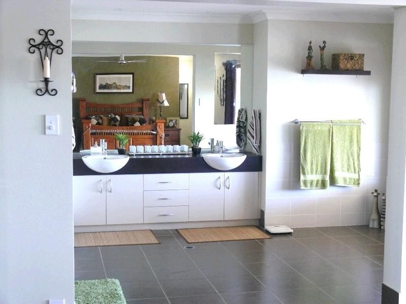 24 Rushcutter Avenue, Oxenford QLD 4210