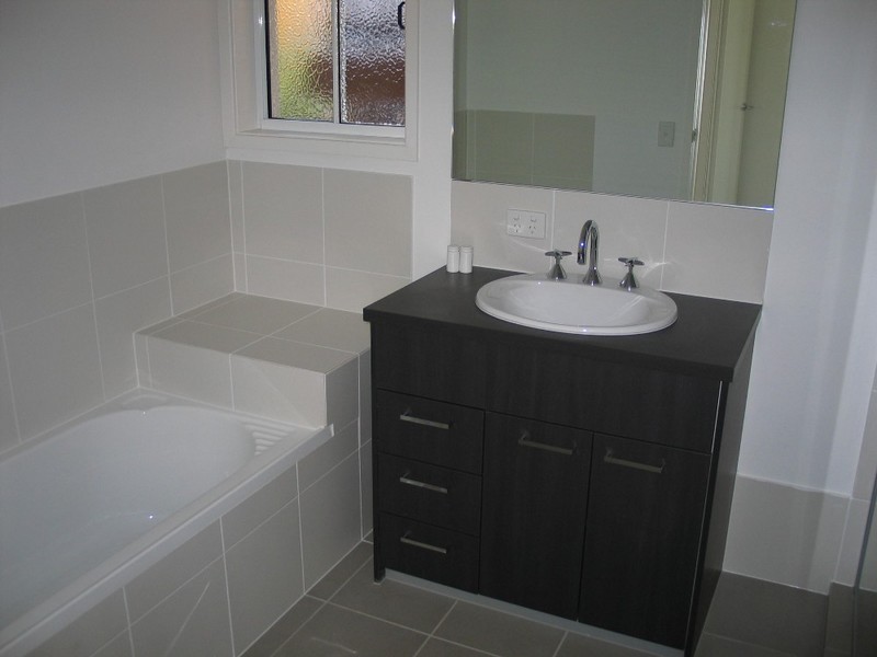 3 Silver Dawn Crescent, Maudsland QLD 4210