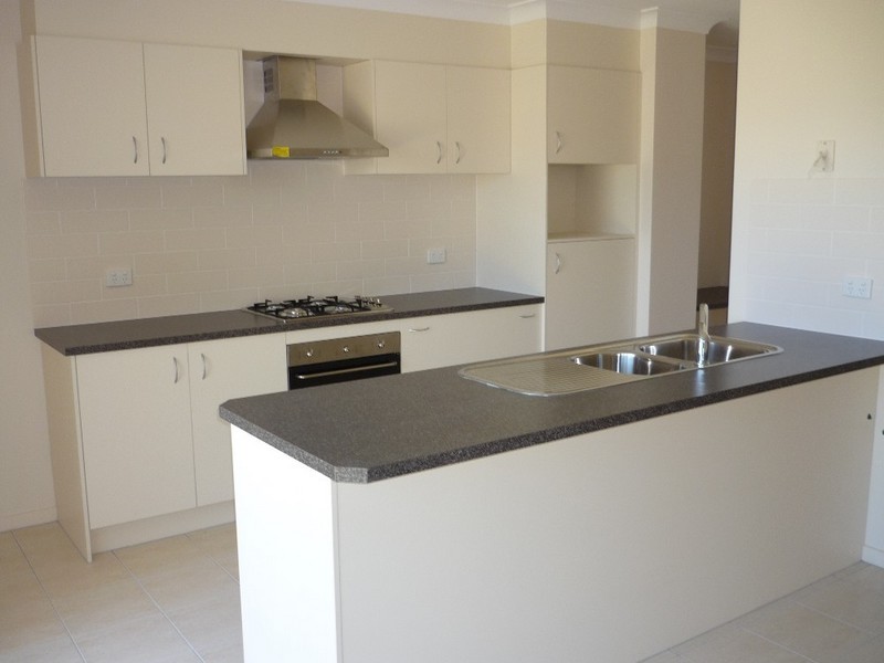 1/13 Bailer Street, Coomera QLD 4209