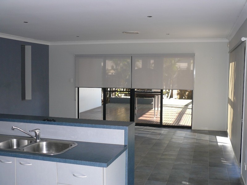 1 Thames Place, Oxenford QLD 4210