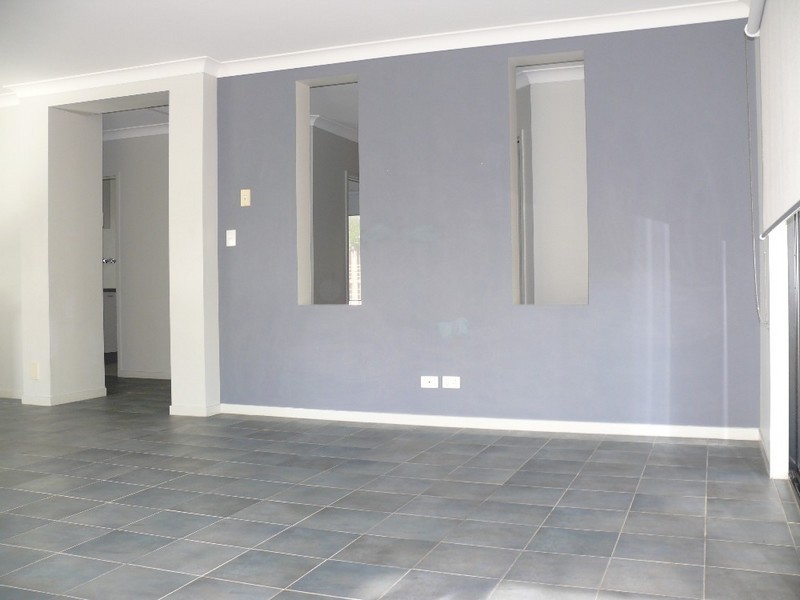 1 Thames Place, Oxenford QLD 4210