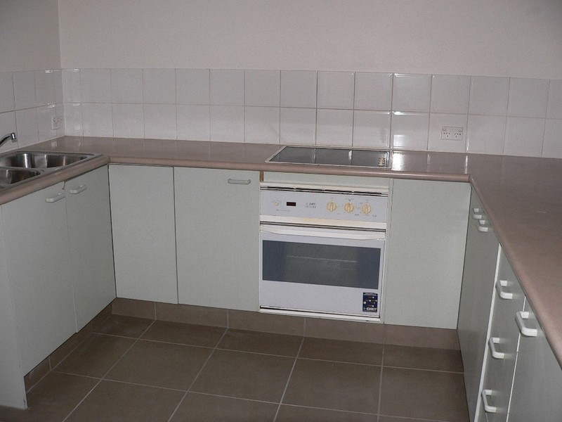 1028/6 Crestridge Crescent, Oxenford QLD 4210