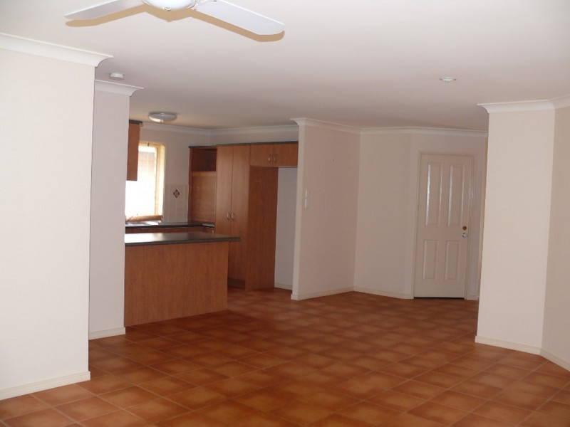 8 Hanoverian Way, Upper Coomera QLD 4209