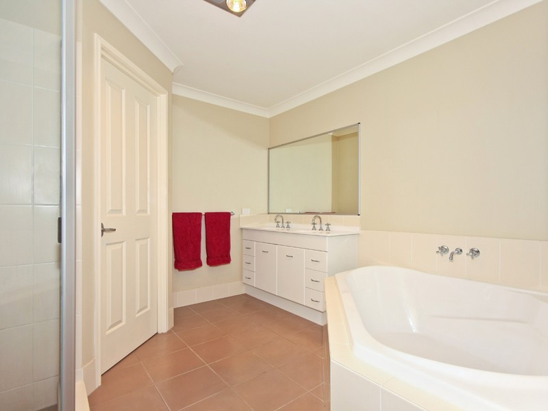 42 Bridie Drive, Upper Coomera QLD 4209