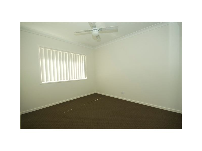 15 Greendragon Crescent, Upper Coomera QLD 4209