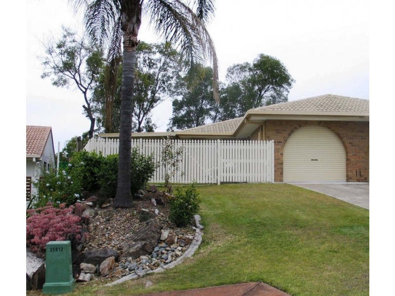 2/6 Fonda Place, Oxenford QLD 4210