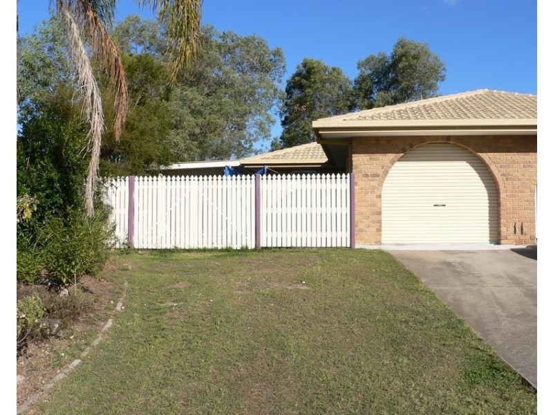 2/6 Fonda Place, Oxenford QLD 4210