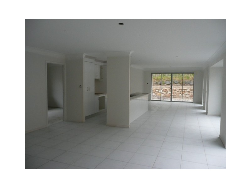 19 McRae Circuit, Pacific Pines QLD 4211