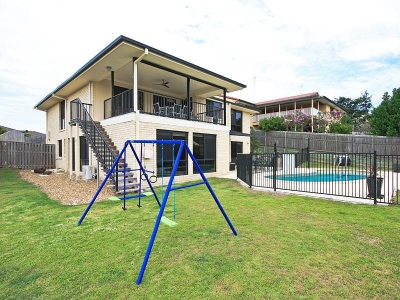 7 Hatutu Street, Pacific Pines QLD 4211