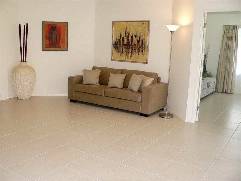 16 Greendragon Crescent, Upper Coomera QLD 4209