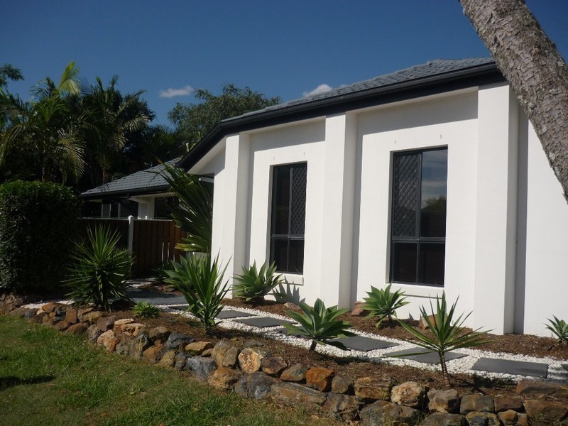 9 Serafina Drive, Helensvale QLD 4212