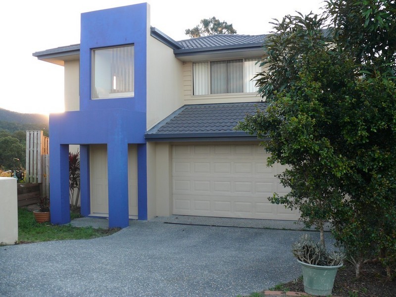 1/9 Wendy Court, Upper Coomera QLD 4209